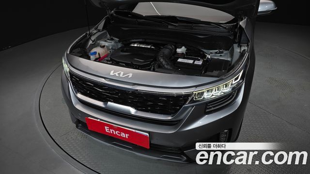 Kia Seltos Gasoline 1.6 Turbo 2WD Signature 2023 — фото 6
