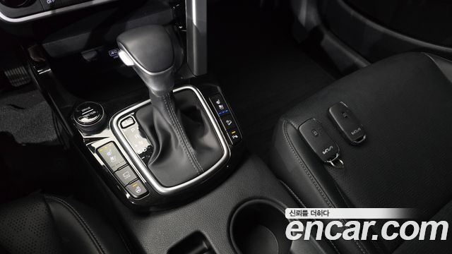 Kia Seltos Gasoline 1.6 Turbo 2WD Signature 2023 — фото 9