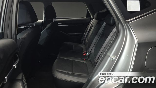 Kia Seltos Gasoline 1.6 Turbo 2WD Signature 2023 — фото 12