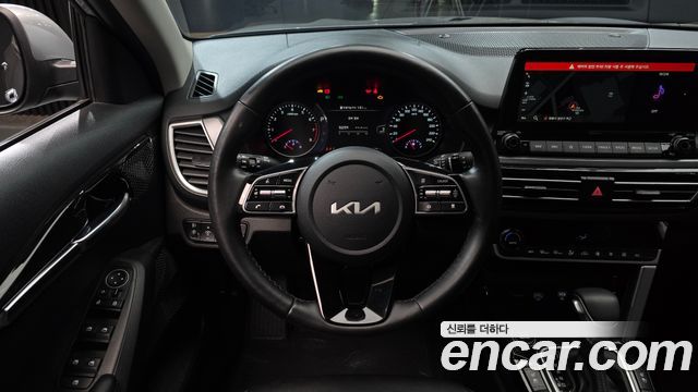 Kia Seltos Gasoline 1.6 Turbo 2WD Signature 2023 — фото 15