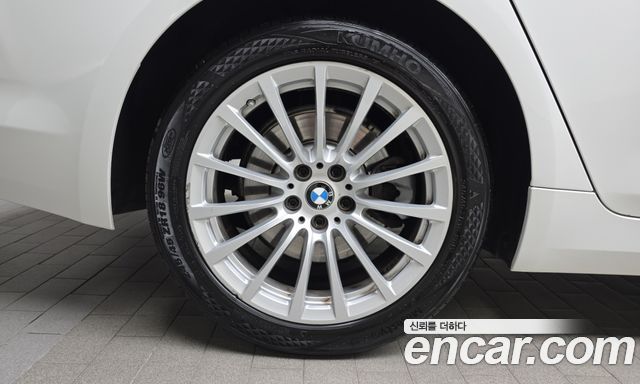 BMW 5 Series (G30) 520i Luxury 2019 — фото 5