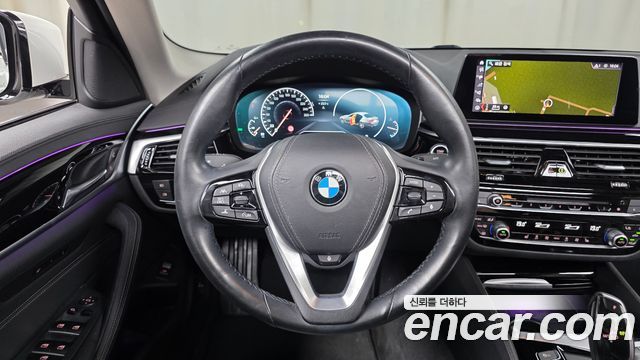 BMW 5 Series (G30) 520i Luxury 2019 — фото 14