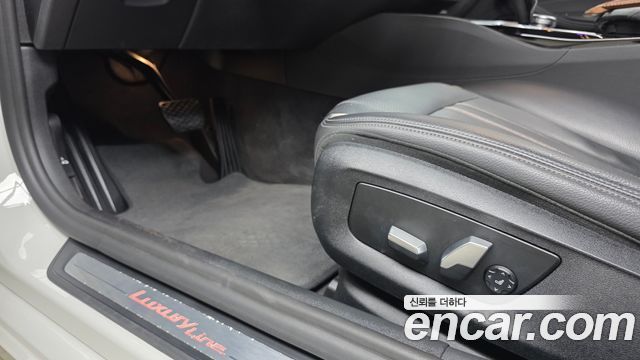 BMW 5 Series (G30) 520i Luxury 2019 — фото 30