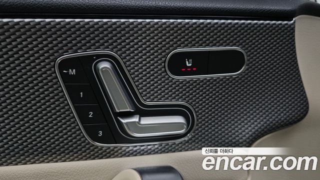 Mercedes-Benz A-Class (W177) A220 Hatchback 2019 — фото 18