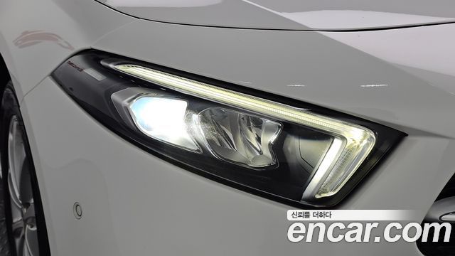 Mercedes-Benz A-Class (W177) A220 Hatchback 2019 — фото 22