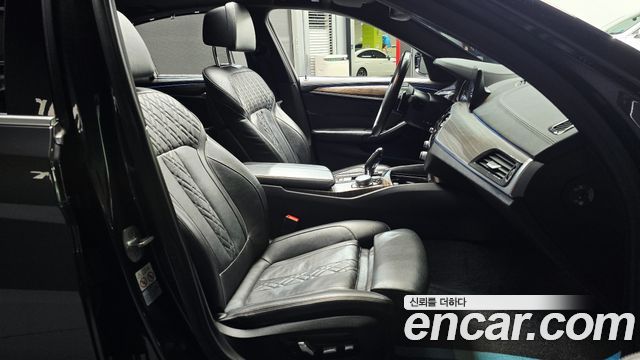 BMW 5 Series (G30) 520d M Sport Package Plus 2018 — фото 12