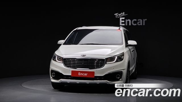 Kia Carnival 9-seater Noblesse 2015 — фото 3