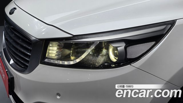 Kia Carnival 9-seater Noblesse 2015 — фото 22
