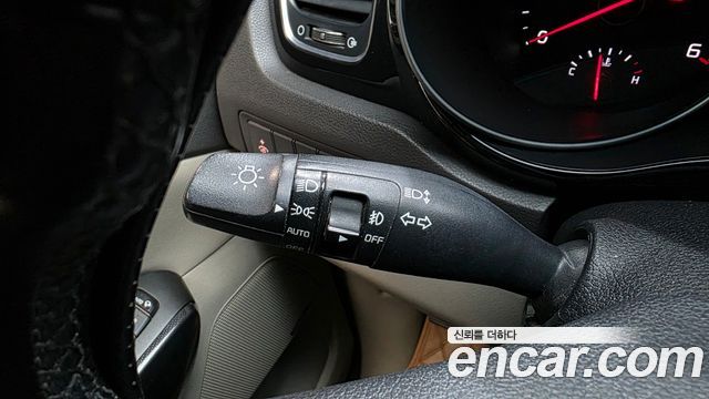 Kia Carnival 9-seater Noblesse 2015 — фото 33