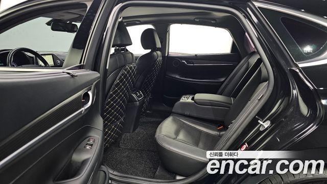 Hyundai Grandeur (IG) 3.0 LPi Exclusive (Rental Car) 2017 — фото 11