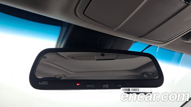 Hyundai Grandeur (IG) 3.0 LPi Exclusive (Rental Car) 2017 — фото 18