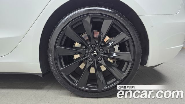 Tesla Model 3 Long Range AWD 2022 — фото 21