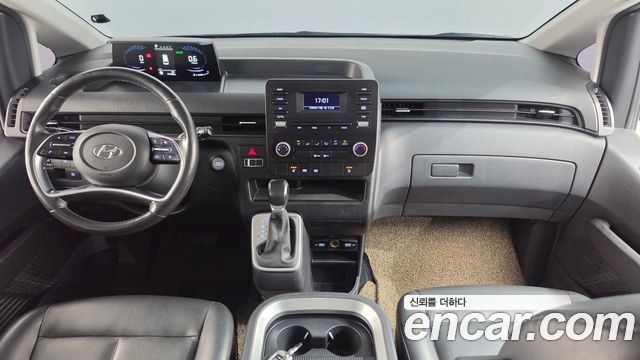 Hyundai Staria L3.5 Cargo 5-Seater Modern 2022 — фото 7