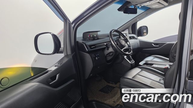 Hyundai Staria L3.5 Cargo 5-Seater Modern 2022 — фото 10
