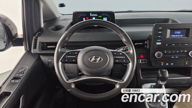 Hyundai Staria L3.5 Cargo 5-Seater Modern 2022 — фото 12
