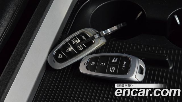 Hyundai Staria L3.5 Cargo 5-Seater Modern 2022 — фото 33