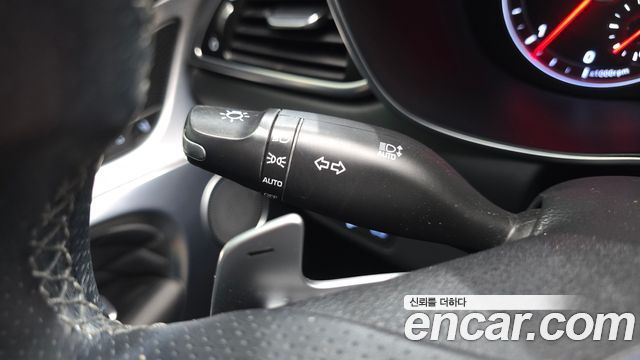 Genesis G70 2.2D AWD Supreme 2018 — фото 20