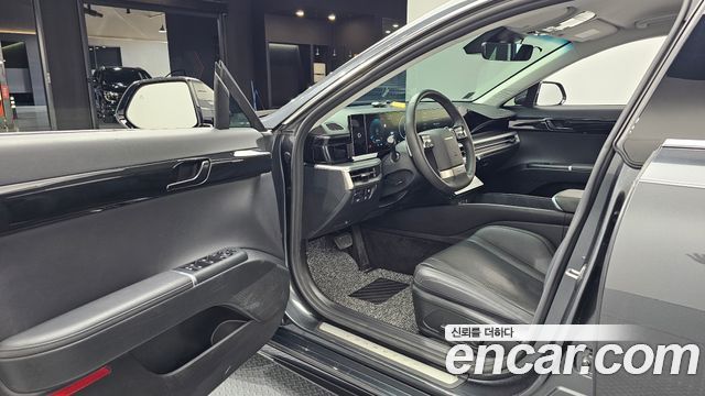 Hyundai Grandeur (GN7) 2,5 Gasoline 2WD Premium 2023 — фото 10
