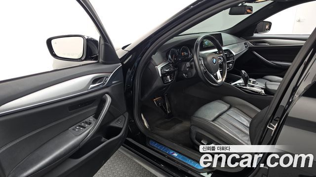 BMW 5 Series (G30) 520d M Sport package 2017 — фото 10