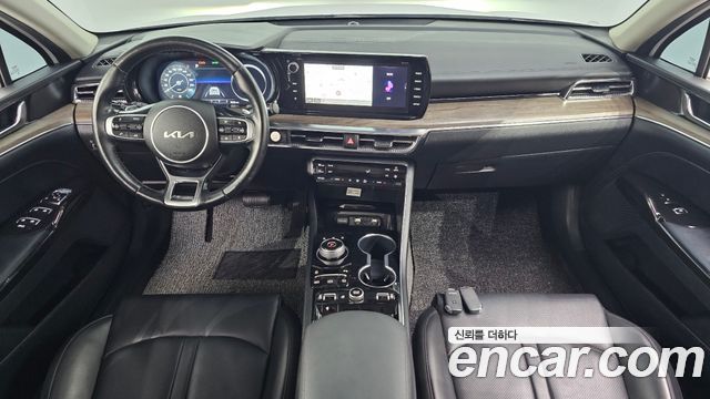 Kia K5 (III) 2.0 Noblesse 2023 — фото 7
