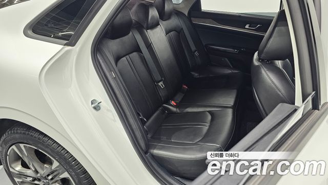 Kia K5 (III) 2.0 Noblesse 2023 — фото 15