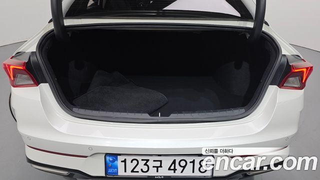 Kia K5 (III) 2.0 Noblesse 2023 — фото 36