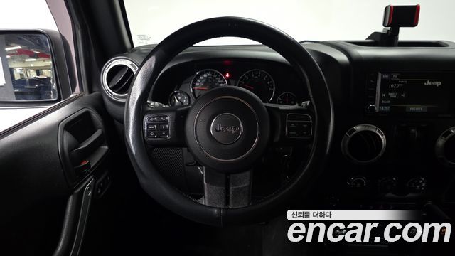Jeep Wrangler (JK) 3.6 Rubicon 2Door 2017 — фото 13