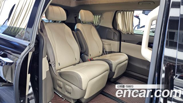 Kia Carnival (IV) Gasoline 7-Seater Hi-Limousine Signature 2021 — фото 16