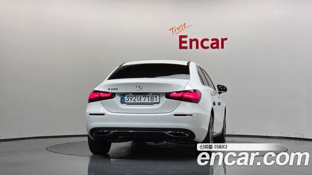 Mercedes-Benz A-Class (W177) A220 Sedan 2026 — фото 4