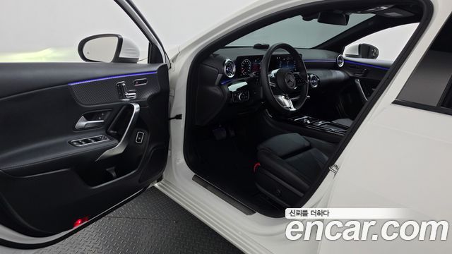 Mercedes-Benz A-Class (W177) A220 Sedan 2026 — фото 10
