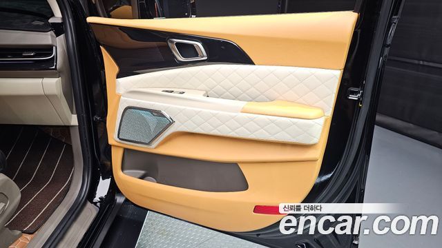 Kia Carnival (IV) Diesel 9-Seater Hi Limousine (Special Vehicle) 2025 — фото 25