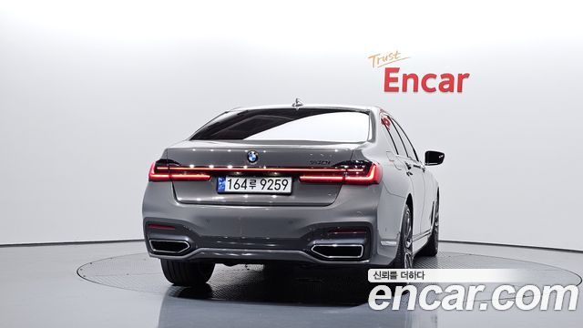 BMW 7 Series (G11) 740i M Sport 2021 — фото 4