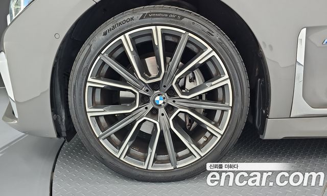 BMW 7 Series (G11) 740i M Sport 2021 — фото 5