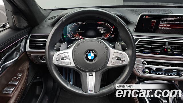 BMW 7 Series (G11) 740i M Sport 2021 — фото 13