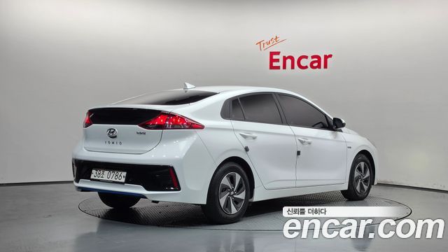 Hyundai Ioniq Hybrid I Plus 2016 — фото 2