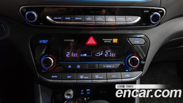 Hyundai Ioniq Hybrid I Plus 2016 — фото 18