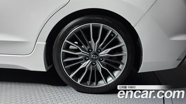 Hyundai Avante (AD) 1.6 Turbo Sport Extreme Selection 2017 — фото 21