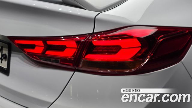 Hyundai Avante (AD) 1.6 Turbo Sport Extreme Selection 2017 — фото 23