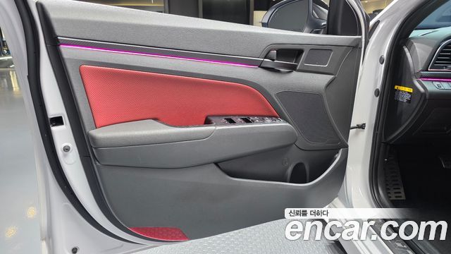 Hyundai Avante (AD) 1.6 Turbo Sport Extreme Selection 2017 — фото 24