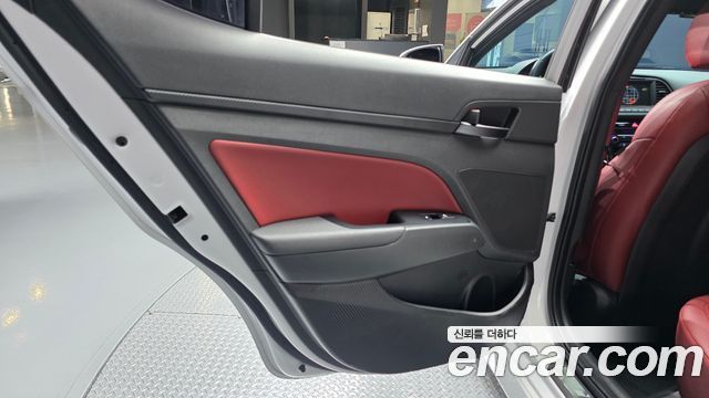 Hyundai Avante (AD) 1.6 Turbo Sport Extreme Selection 2017 — фото 25