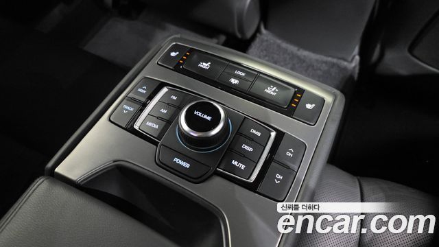 Hyundai Genesis (DH) G380 Exclusive AWD 2015 — фото 18