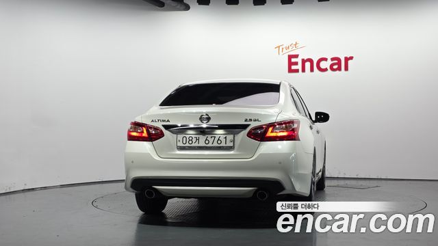 Nissan Altima 2.5 L33 2017 — фото 4
