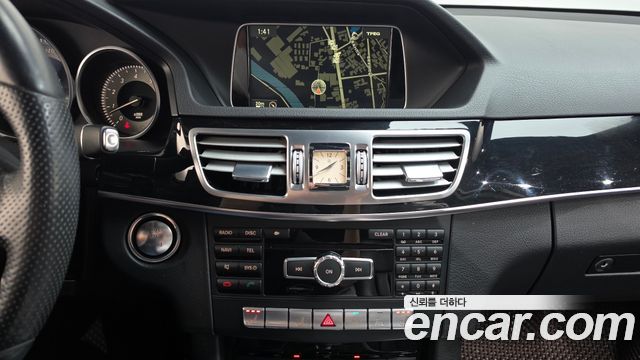 Mercedes-Benz E-Class (W212) E300 Avangard 2014 — фото 13