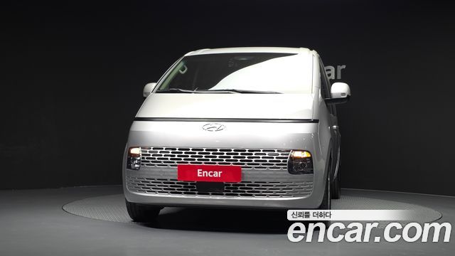 Hyundai Staria Tourer 11-Seater Modern 2022 — фото 3
