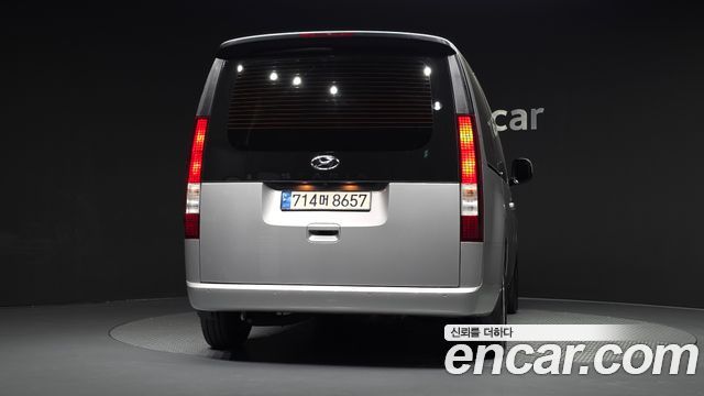 Hyundai Staria Tourer 11-Seater Modern 2022 — фото 4
