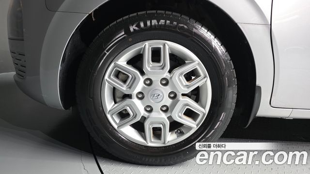 Hyundai Staria Tourer 11-Seater Modern 2022 — фото 5