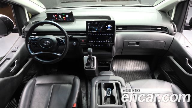 Hyundai Staria Tourer 11-Seater Modern 2022 — фото 7