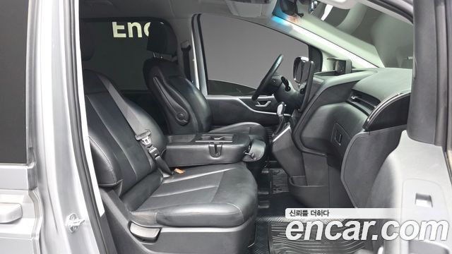 Hyundai Staria Tourer 11-Seater Modern 2022 — фото 11