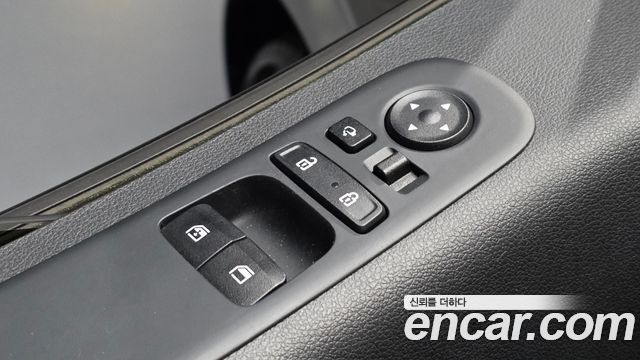 Hyundai Staria Tourer 11-Seater Modern 2022 — фото 28