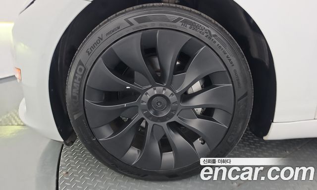 Tesla Model 3 Long Range AWD 2021 — фото 5